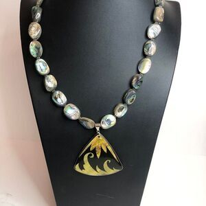 595 Beautiful Abalone shell necklace inlay pendant 20-22" long